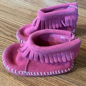 Baby Hot Pink Minnetonka Moccasins size 2